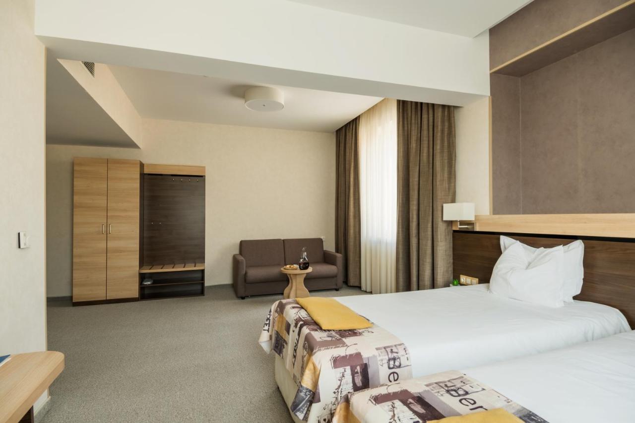 Dunav Plaza Hotel روس المظهر الخارجي الصورة