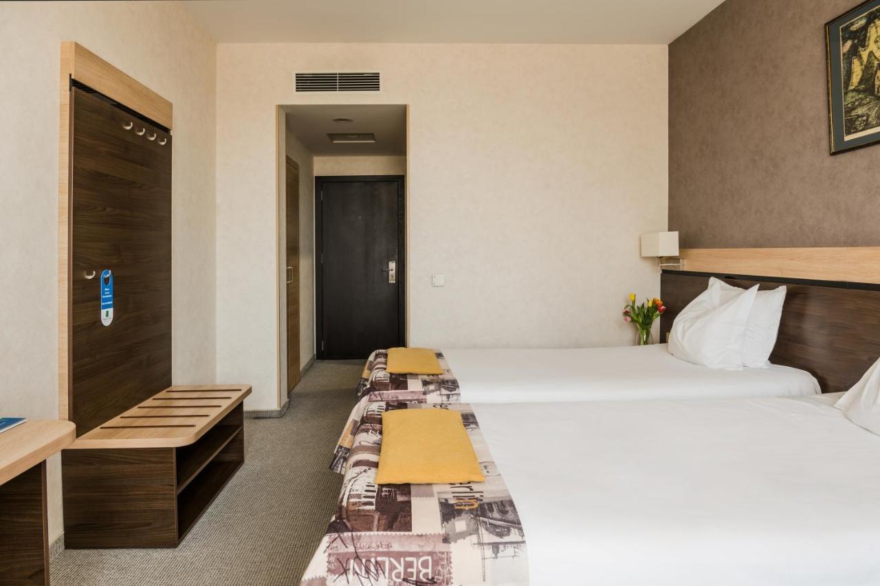 Dunav Plaza Hotel روس المظهر الخارجي الصورة