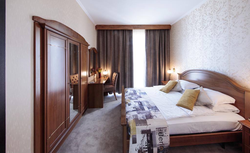 Dunav Plaza Hotel روس المظهر الخارجي الصورة